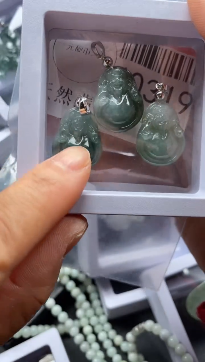 【闪购商品】翡翠吊坠(不含链)未镶嵌40319