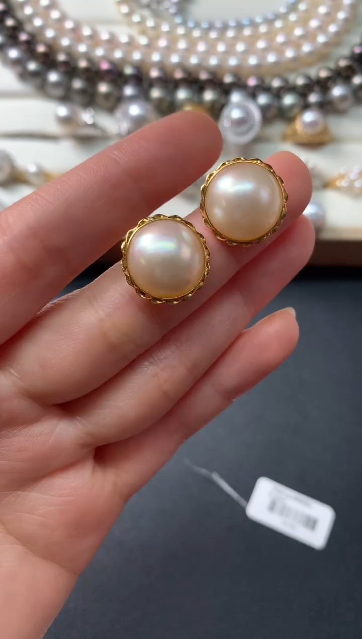【闪购商品】拼合珍珠（马贝珠）耳饰18K金镶嵌D15|1680