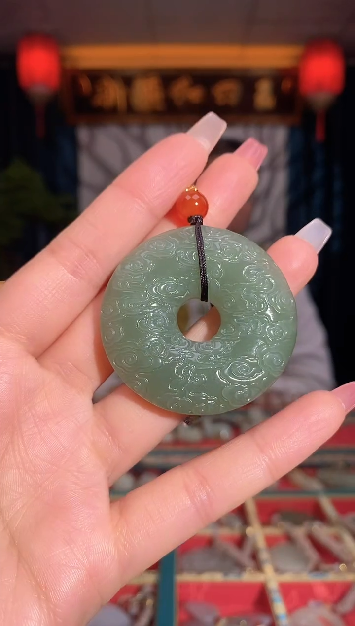 【闪购商品】和田玉颈饰未镶嵌祥云扣