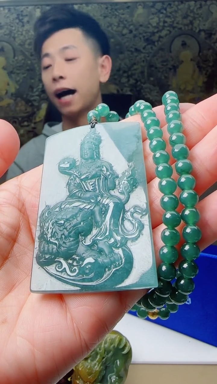 【闪购商品】翡翠颈饰未镶嵌111111111