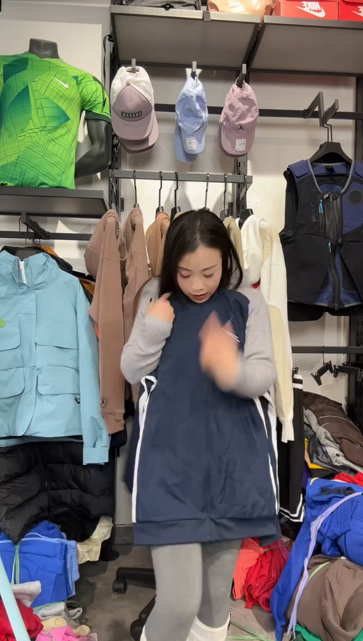 1310 编码 瑕疵款直播间过款为准 尺码 S