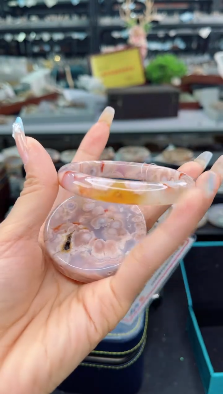 石英质玉未镶嵌手镯56圈口（赠品镯心）6507051