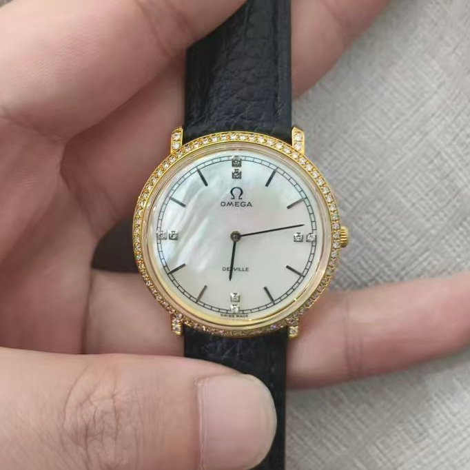 95新 Omega/欧米茄 手动机械表后镶钻盘32/256101308