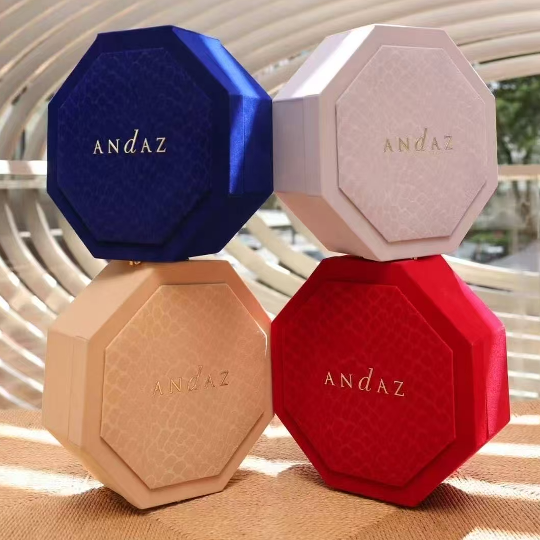 上海新天地安达仕Andaz酒店月饼礼盒8粒装礼券