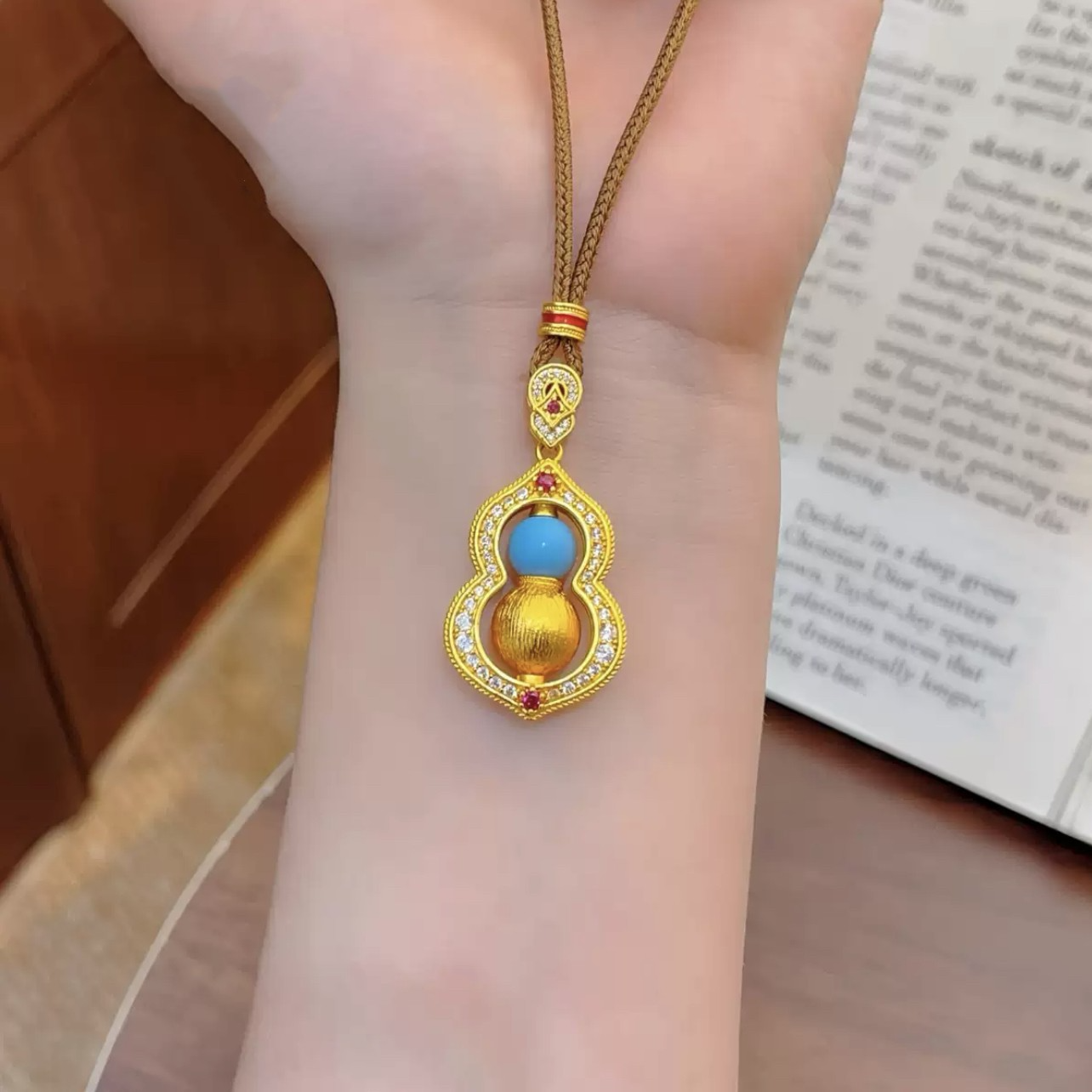 铜合金项链 新中式拉丝美松葫芦吊坠项链老钱风转动葫芦毛衣链