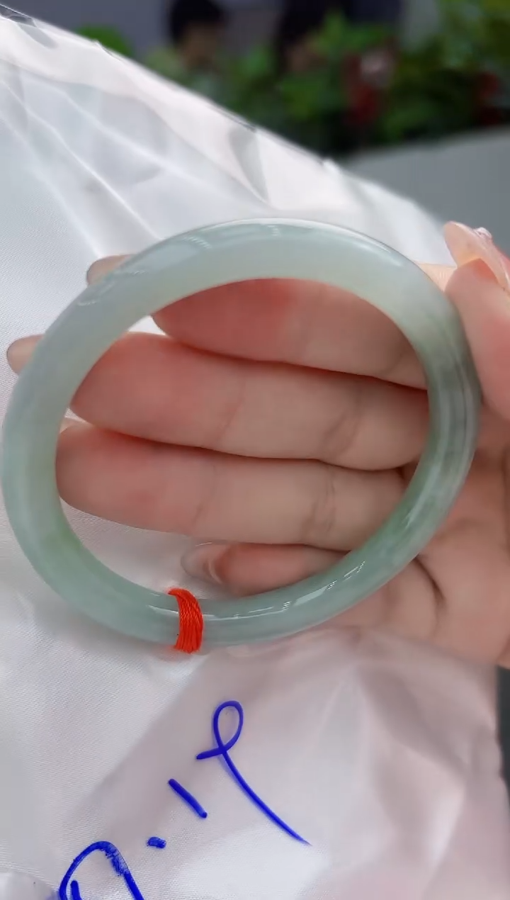 【闪购商品】翡翠手镯未镶嵌翡翠手镯