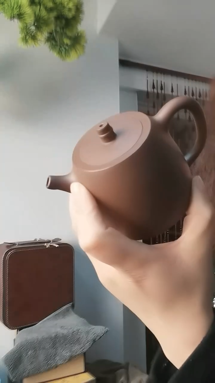 【闪购商品】紫砂紫砂小汉铎壶 容量190cc