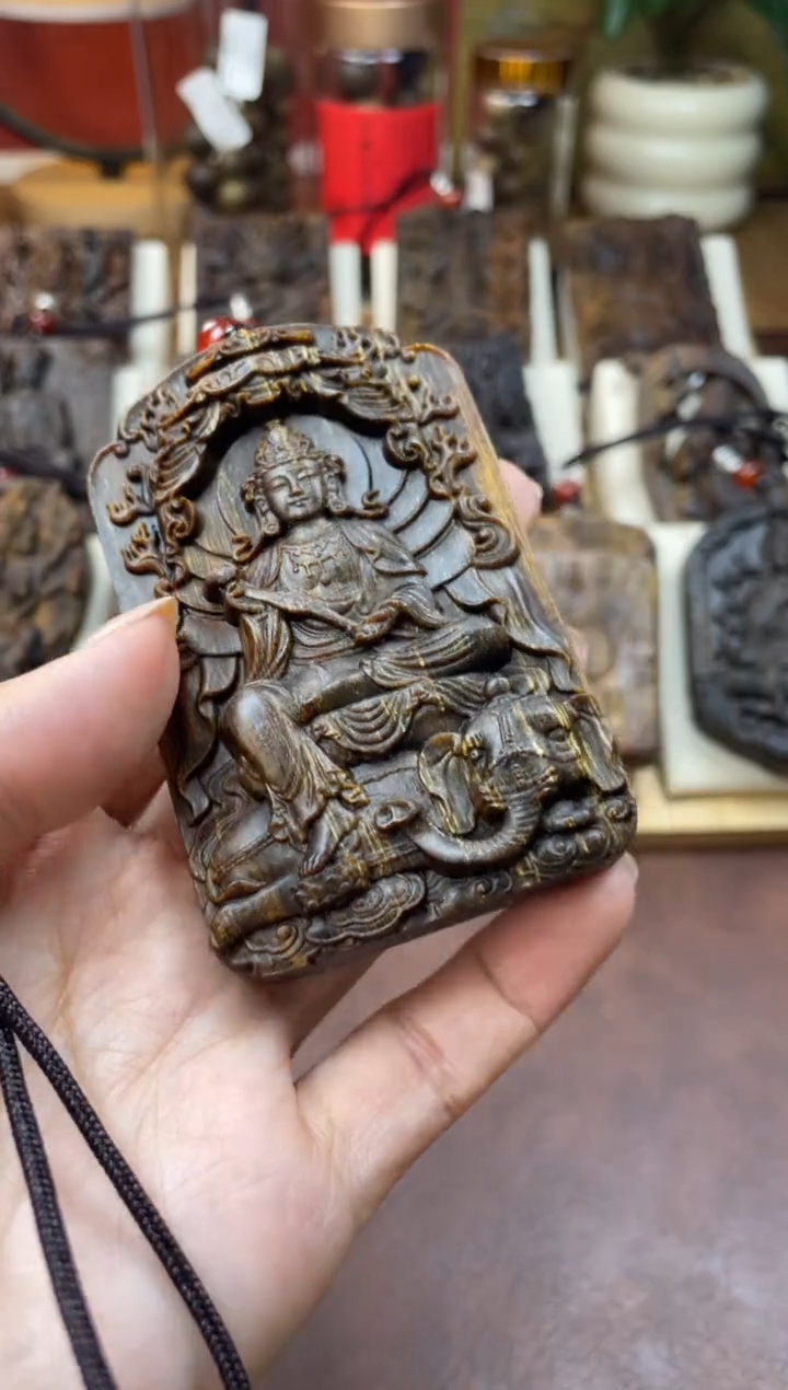 木木雕款芽庄 十二生肖守护 普贤菩萨 8cm 送养香瓶