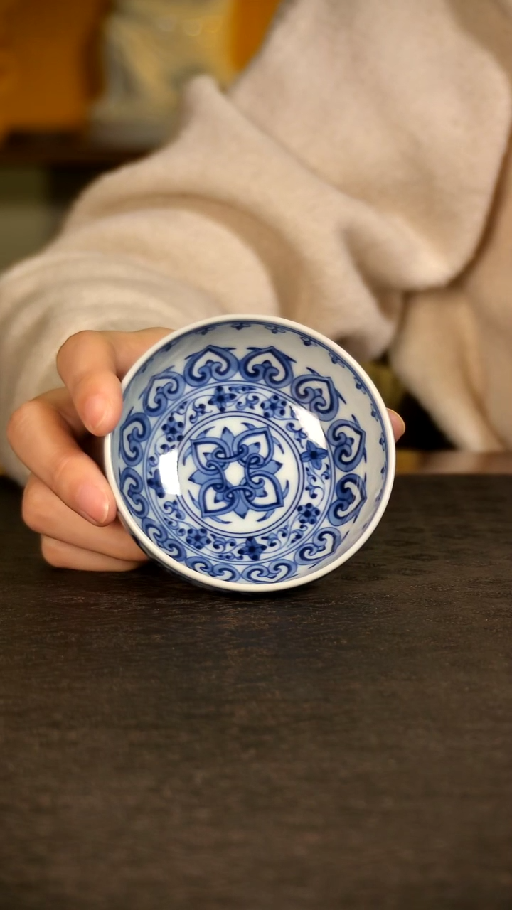 青花宝相普洱杯尚镇