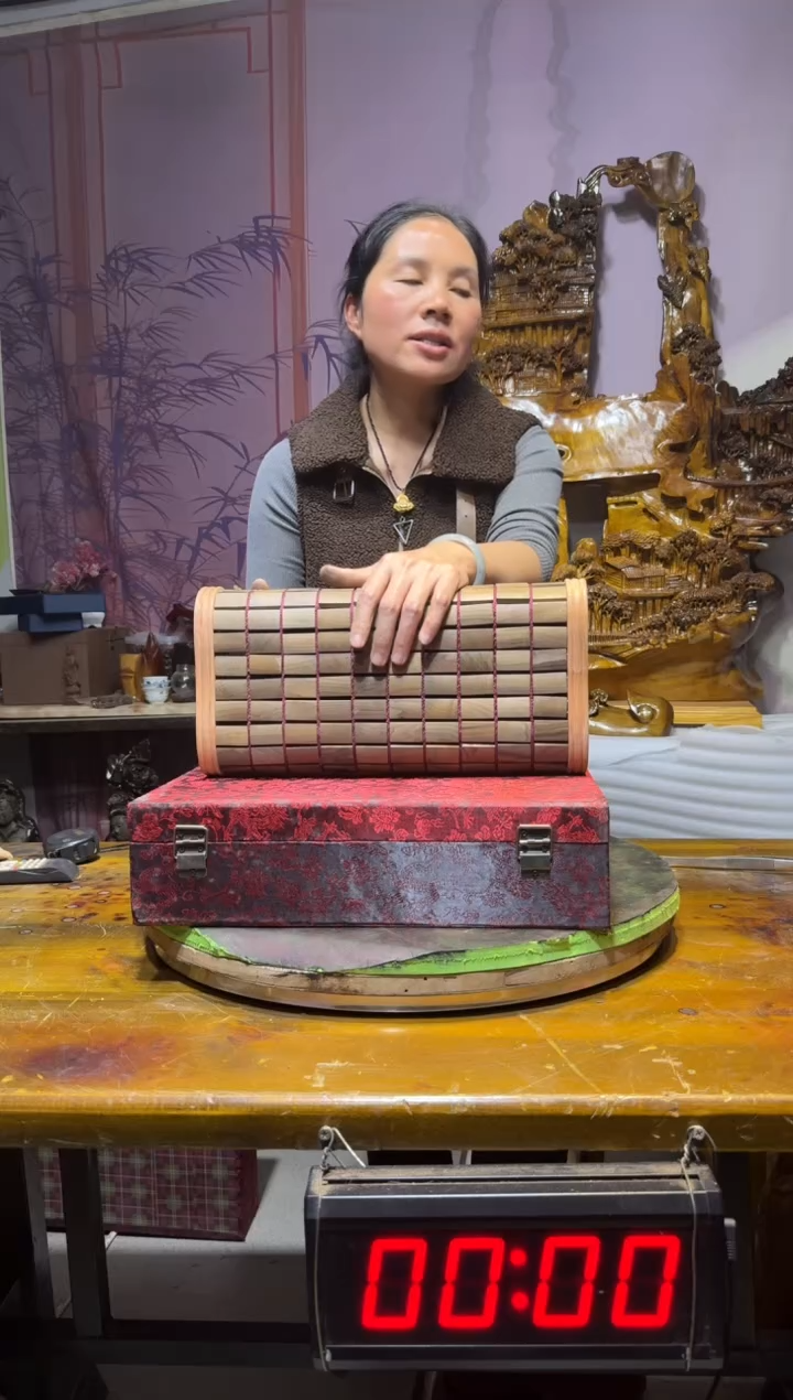 金丝楠∴金丝楠木雕刻摆件