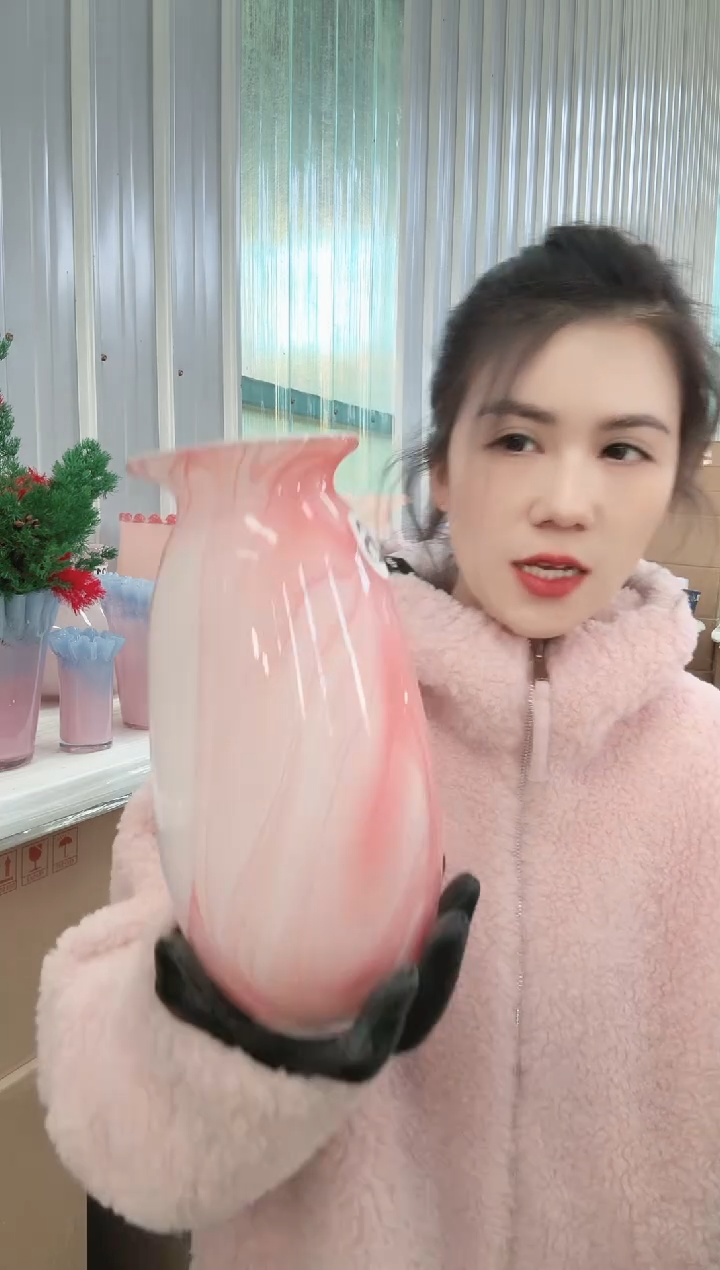 064直播玻璃花瓶