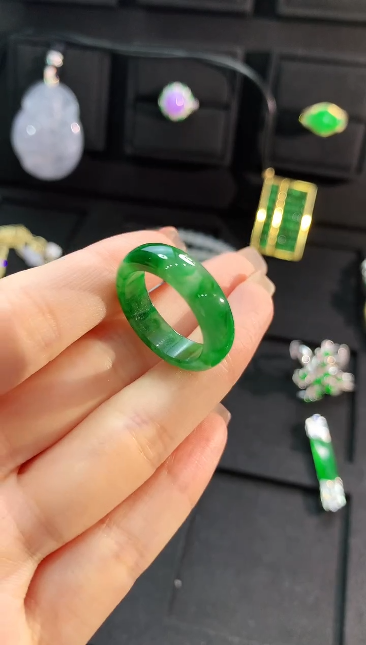 【闪购商品】翡翠戒指未镶嵌手饰 16圈