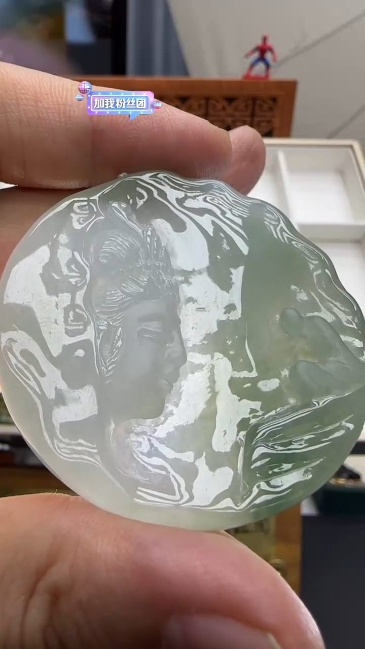 【闪购商品】翡翠挂件未镶嵌国雕谢林工（定制退货扣1000元）