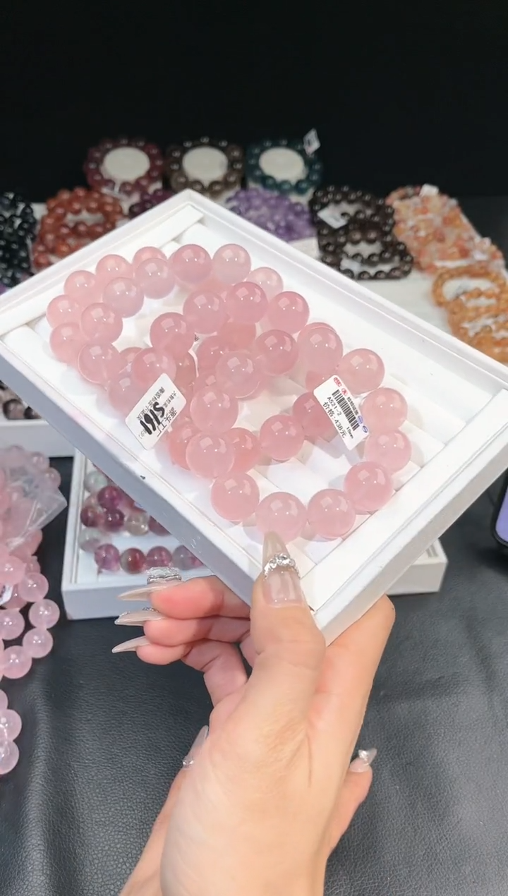 【闪购商品】水晶手链未镶嵌多样性发一粉晶18mm