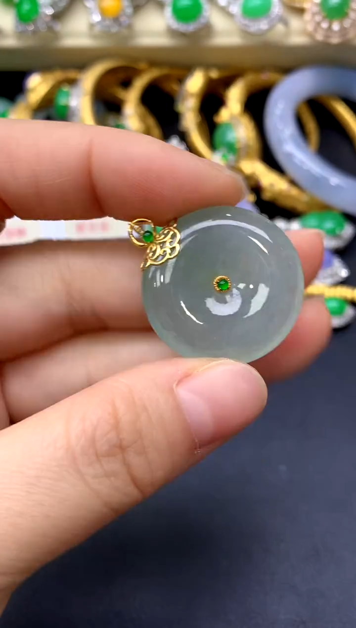 颈饰18K金镶嵌翡翠285-中国好珍宝