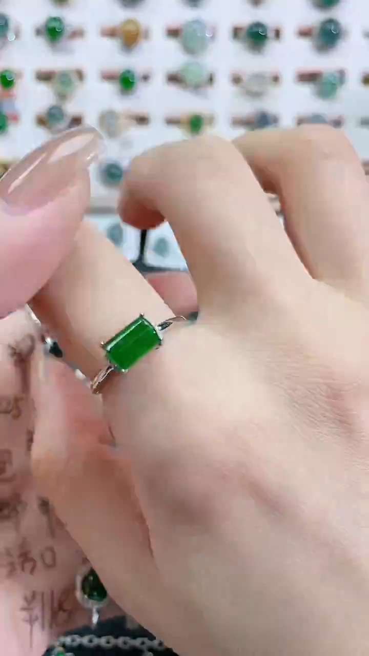 银S925镶嵌戒指翡翠天然翡翠
