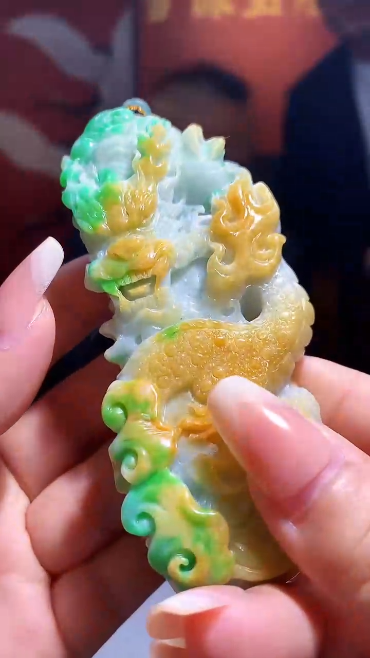 【闪购商品】定制翡翠未镶嵌1072xx-毛货挂件62
