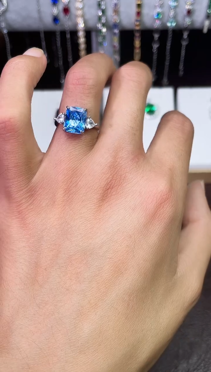 足铂镶嵌合成（培育）蓝宝石戒指/指环海蓝戒指