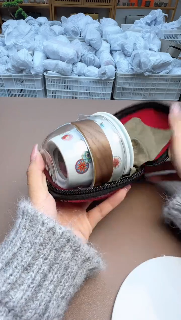 【闪购商品】摆件瓷制品S1111111111111