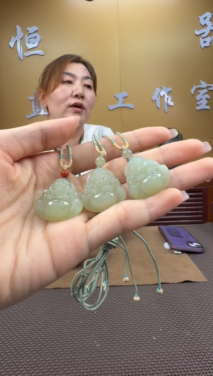颈饰未镶嵌和田玉挂件佛公（多样性发一）99