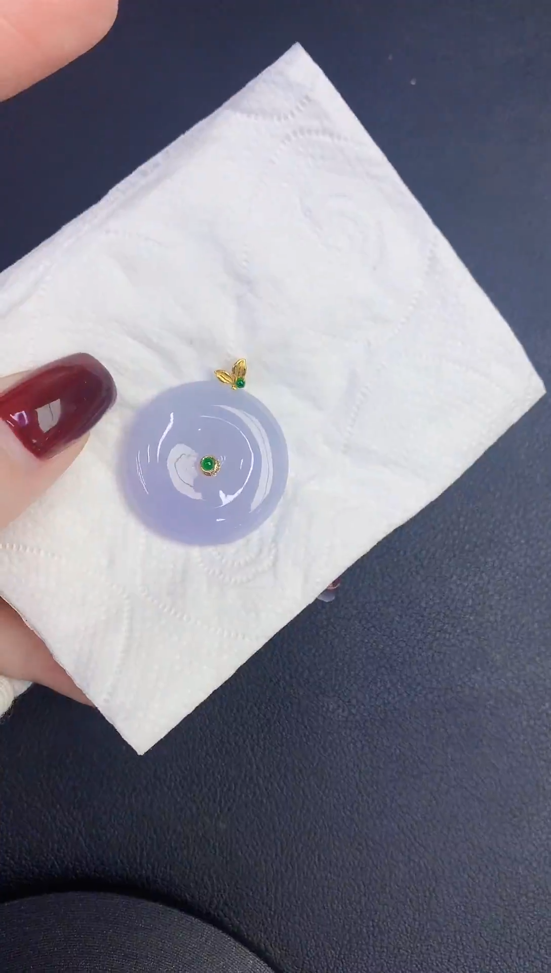 颈饰18K金镶嵌翡翠缅甸天然翡翠A货