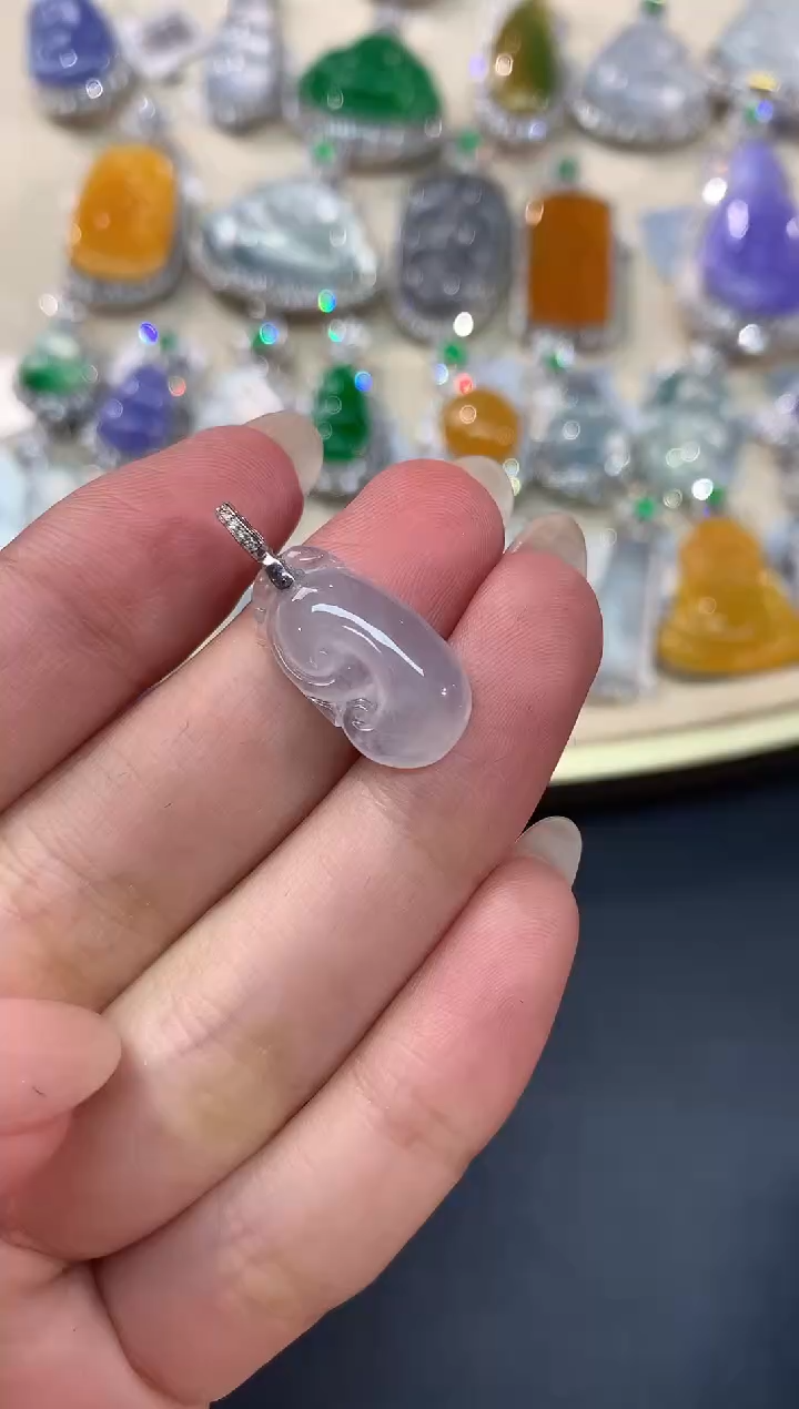 【闪购商品】翡翠吊坠(不含链)18K金镶嵌吊坠A284|980