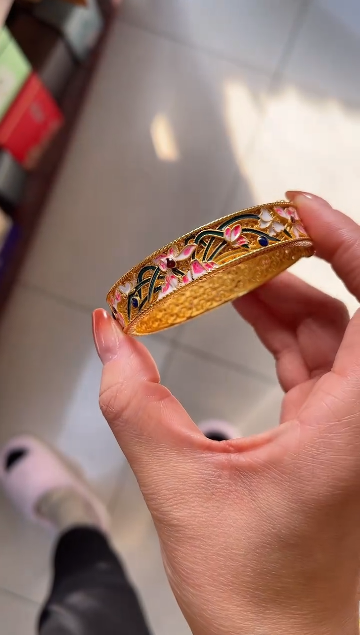 【闪购商品】蕙质兰心珐琅手镯