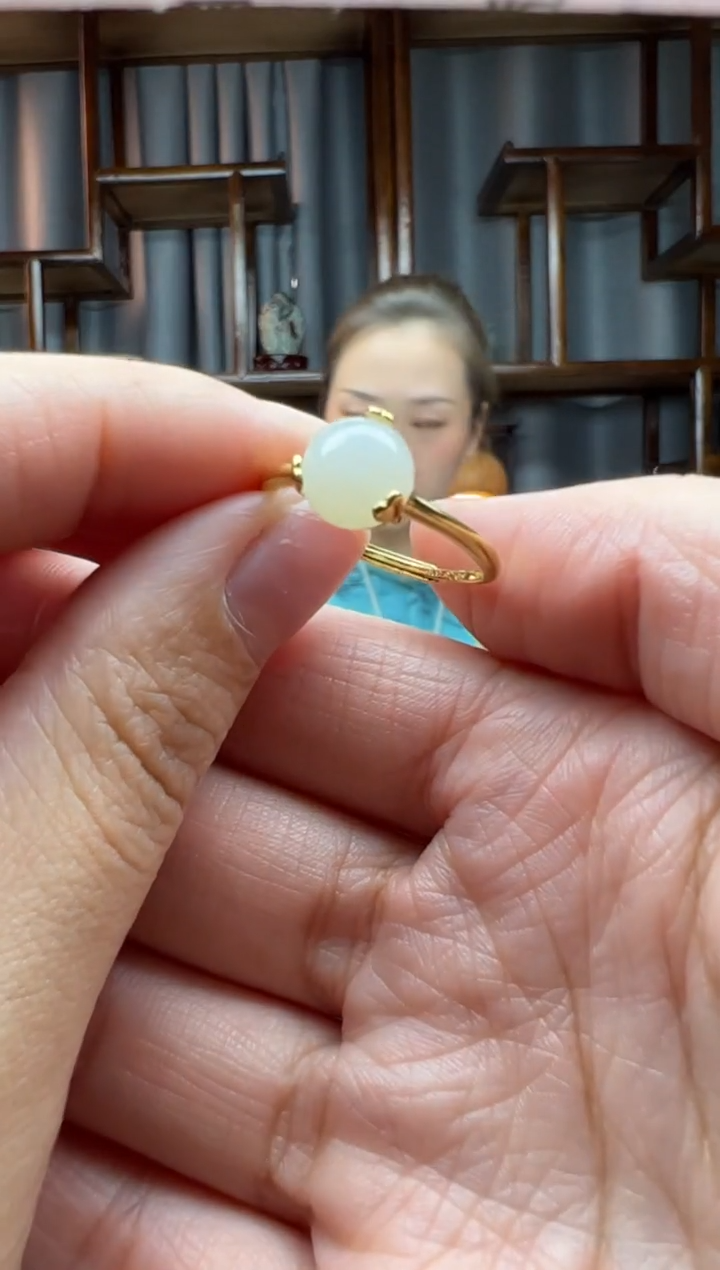 【闪购商品】和田玉颈饰18K金镶嵌戒指  