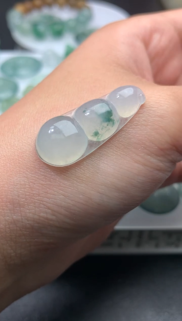 【闪购商品】定制翡翠未镶嵌毛货