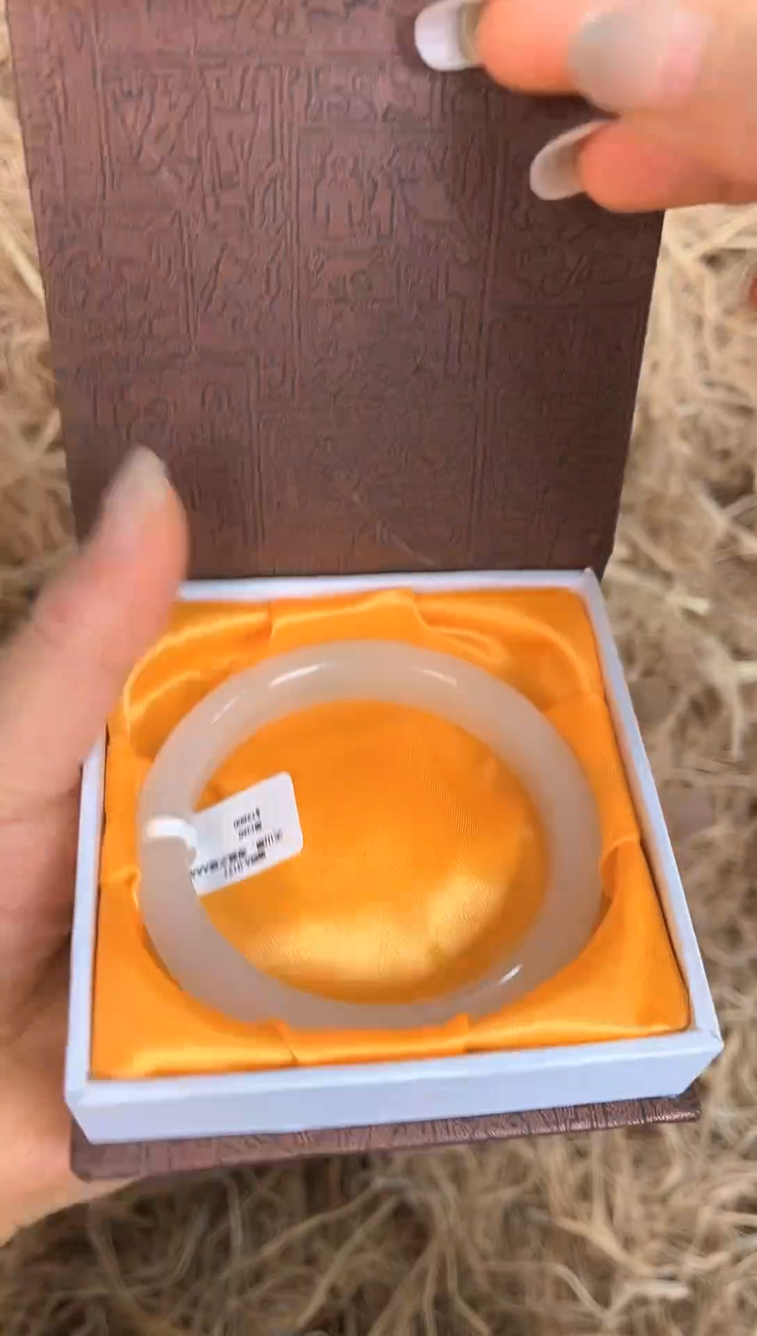 未镶嵌手镯石英质玉A-0127