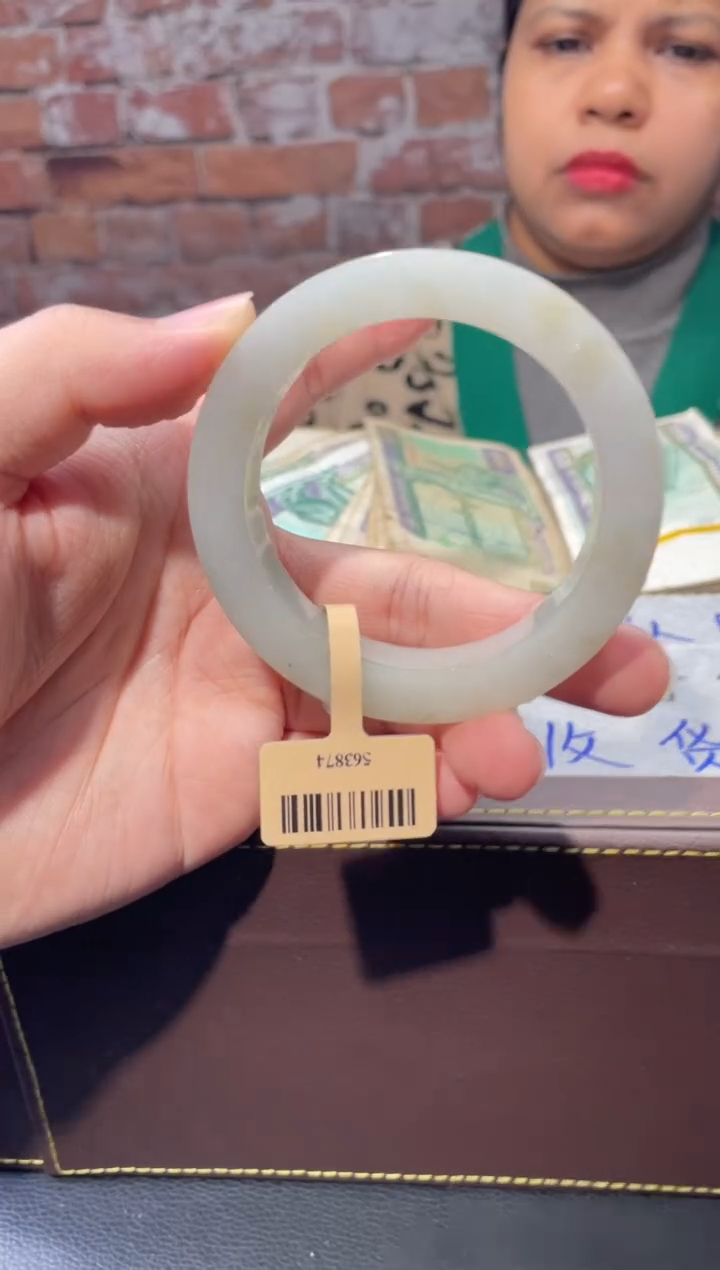 【闪购商品】定制翡翠手镯未镶嵌发一件/DDI00980