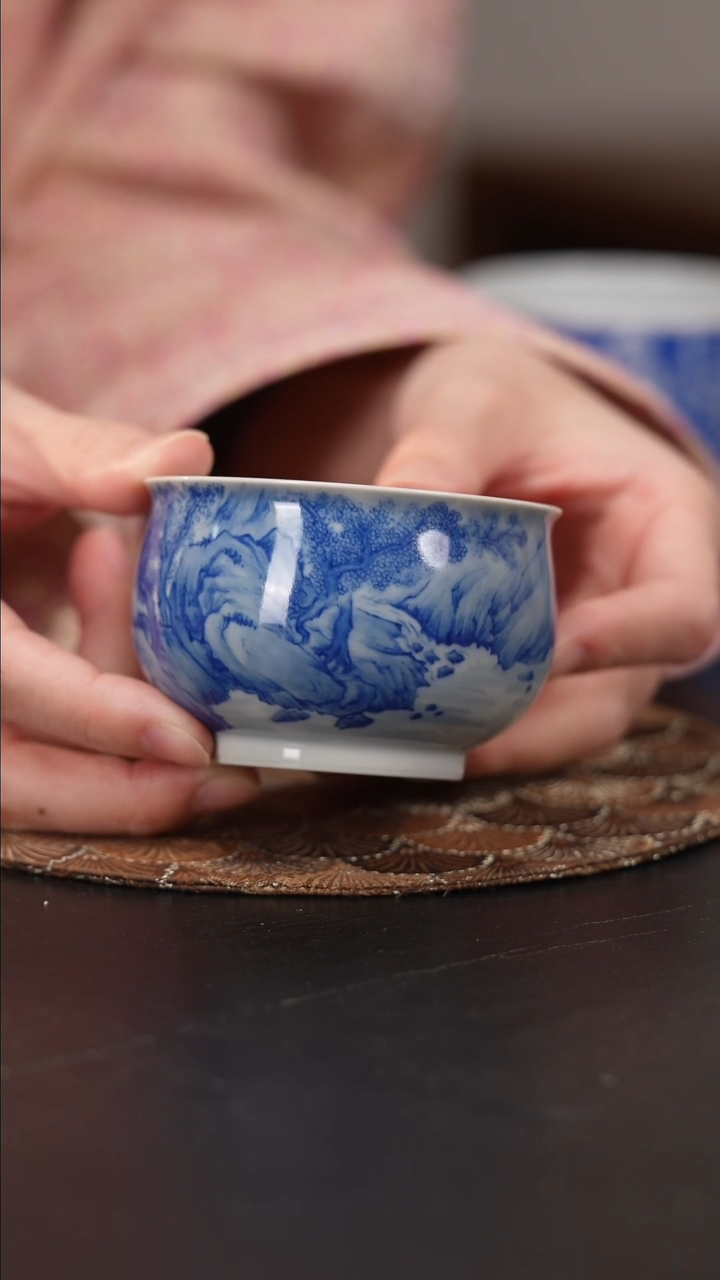 【闪购商品】杯看山柴窑青花秋山高士