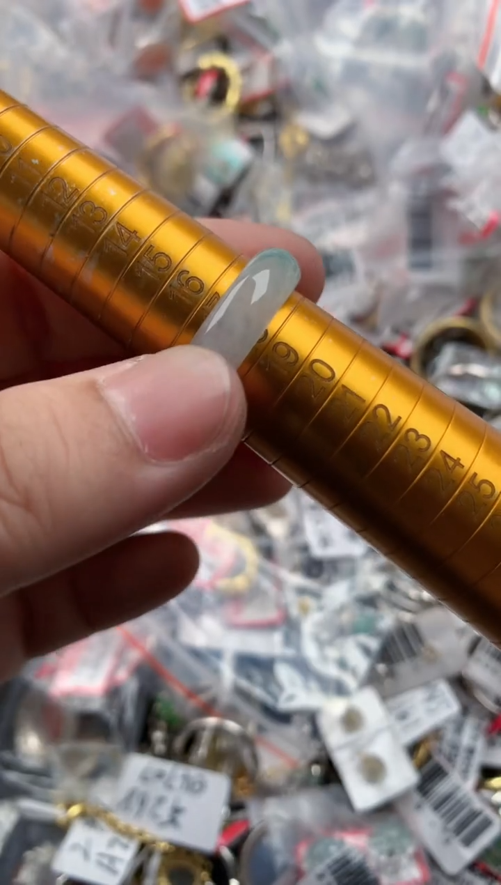 未镶嵌戒指翡翠888    4-