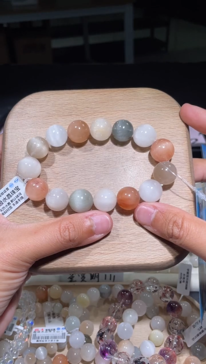 【闪购商品】水晶手链未镶嵌124号多样性发货一J 14+