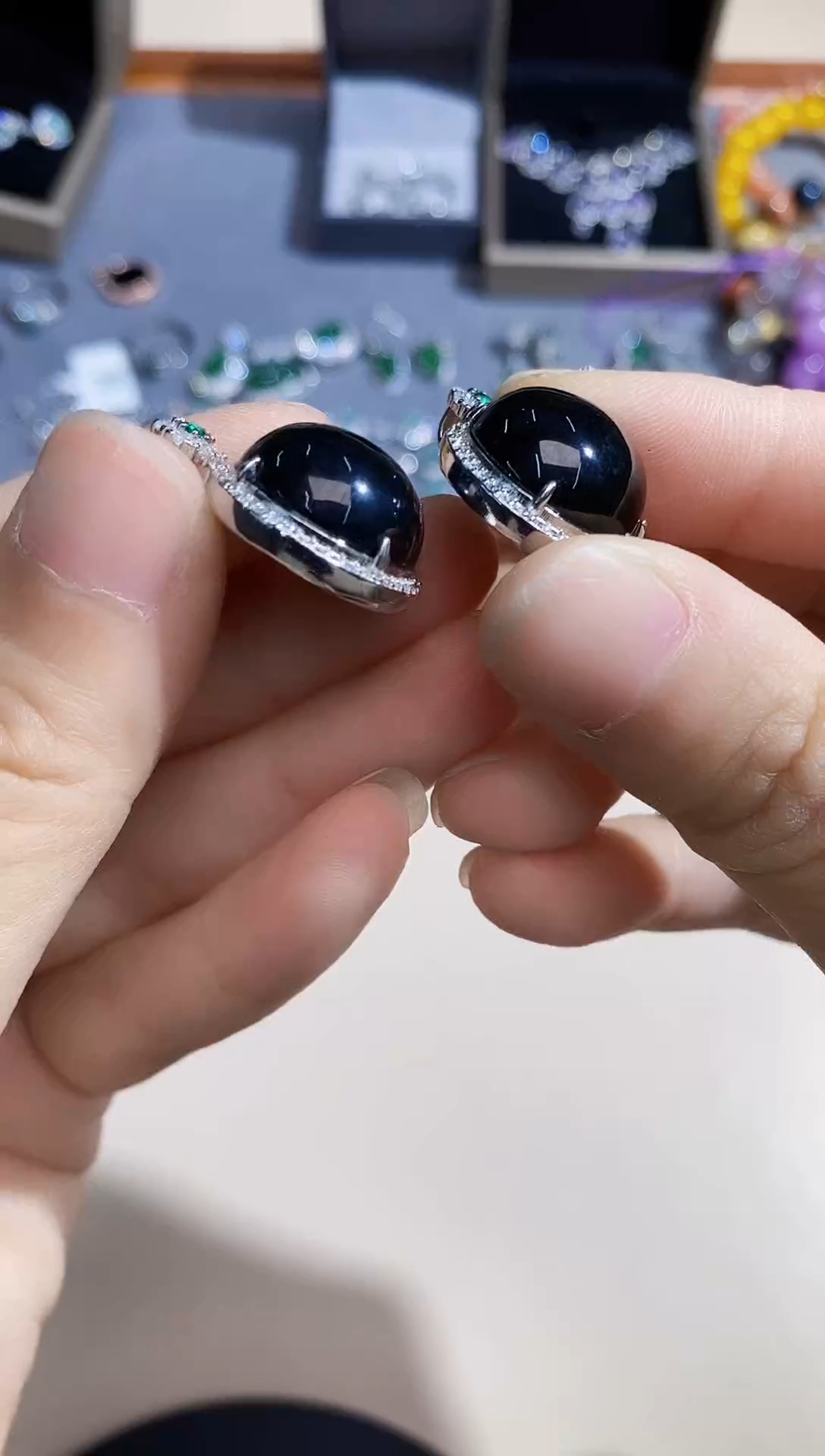 【闪购商品】翡翠吊坠(不含链)未镶嵌多样性 发其一  【76】