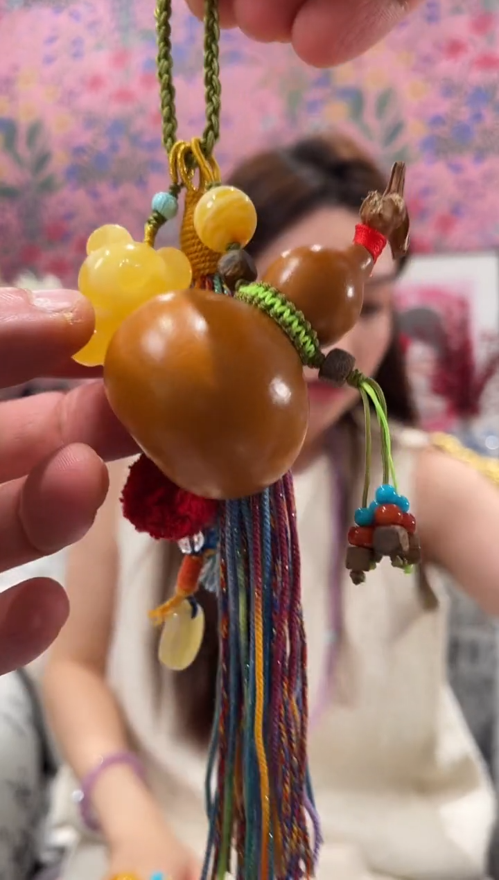 【闪购商品】蜜蜡裸石未镶嵌蜜蜡车挂