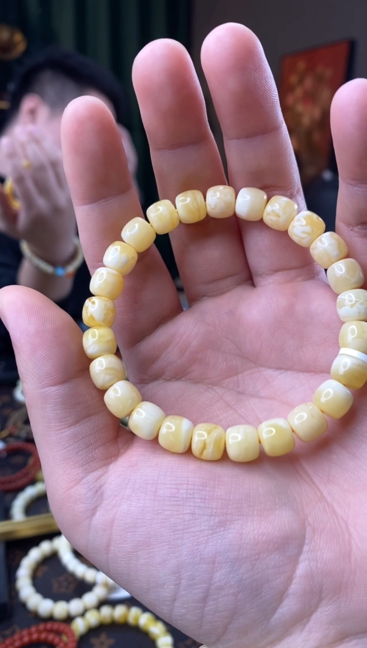 【闪购商品】蜜蜡手串未镶嵌8.7mm老型