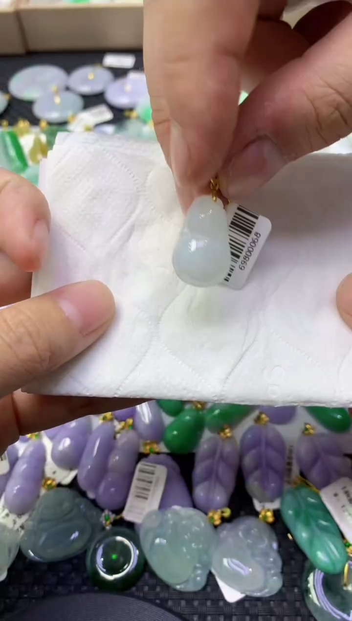 颈饰未镶嵌翡翠天然缅甸翡翠A货