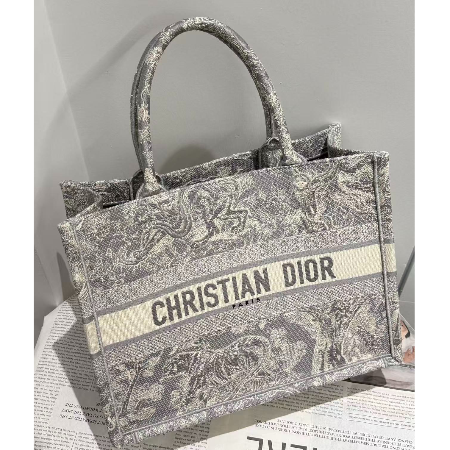 未使用 DIOR/迪奥 中号灰色动物园托特  拍下送中检