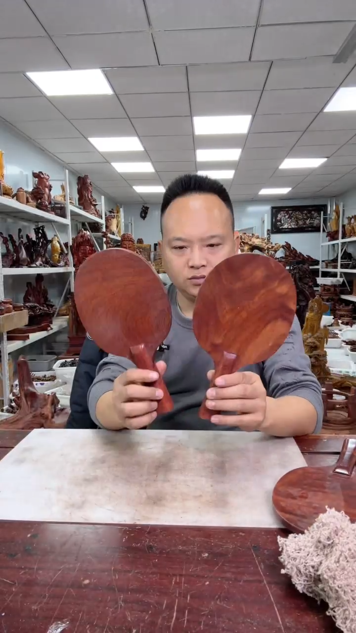 【闪购商品】花梨木类木雕工艺品8888888