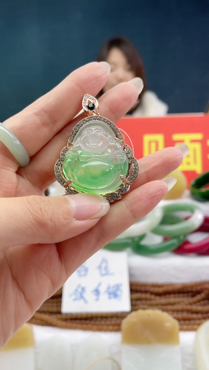 【闪购商品】玛瑙/玉髓颈饰合金1