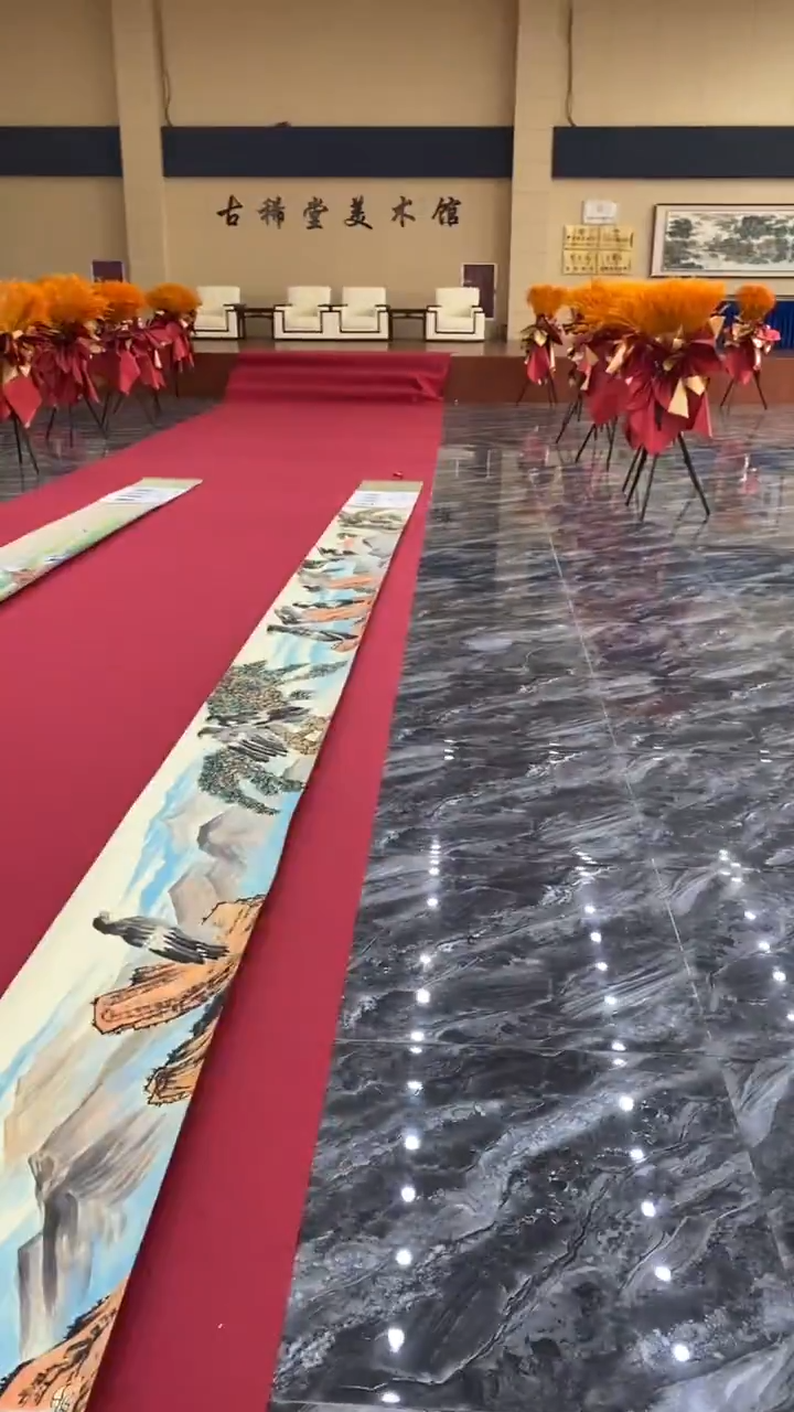 国画释天宇松鹰图长卷