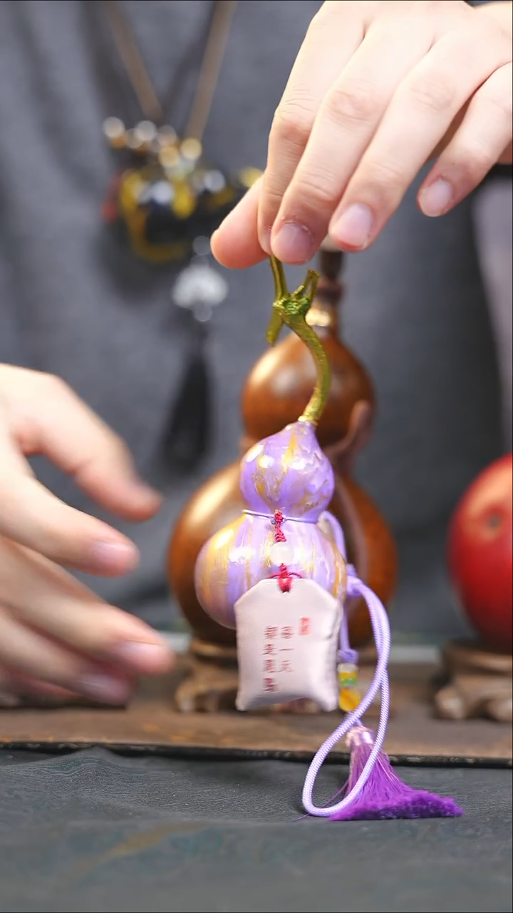 【闪购商品】RH129漂漆精致小手捻{未开口}