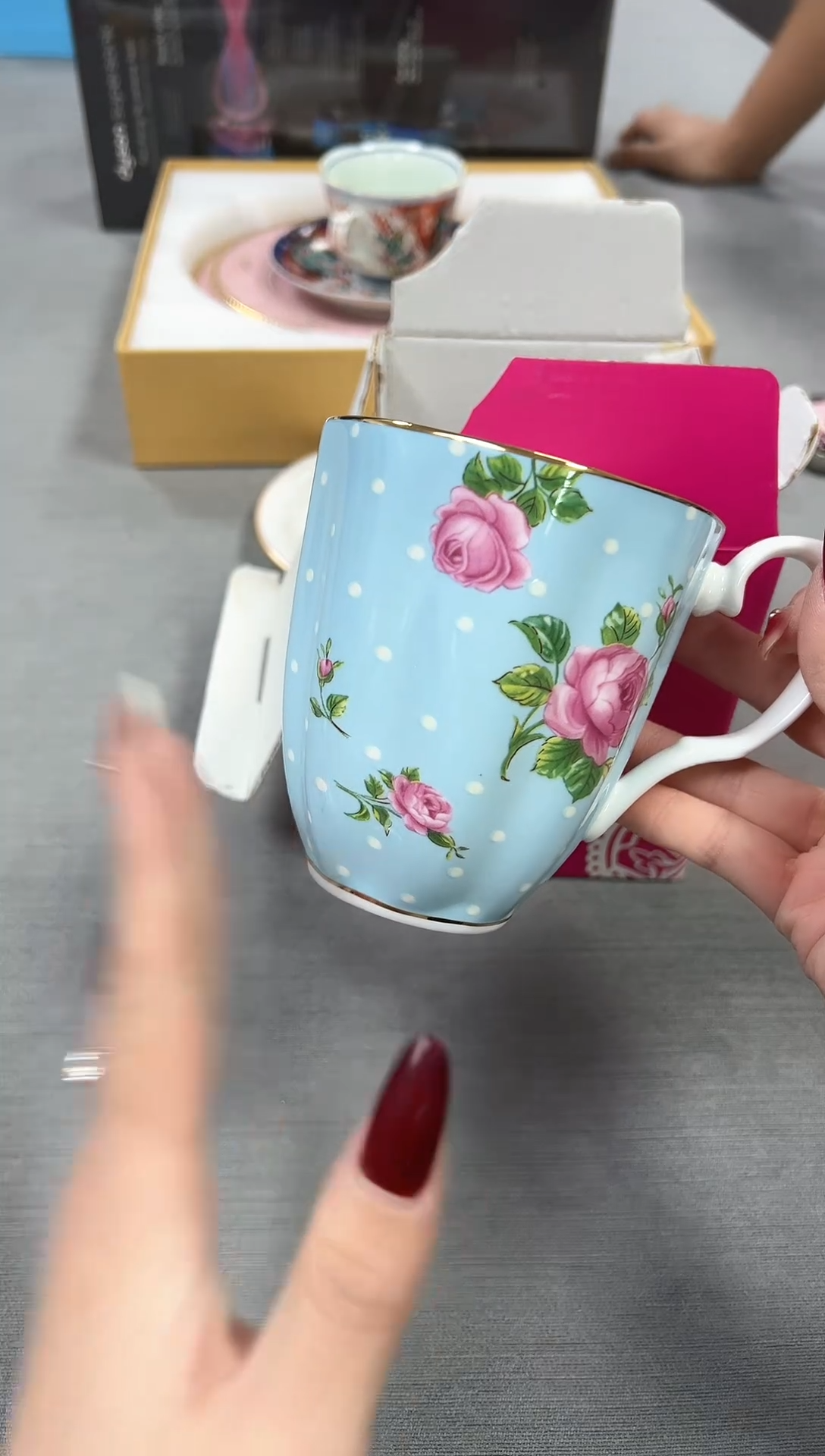 【闪购商品】瓷片新号开播不计成本欢迎点菜！