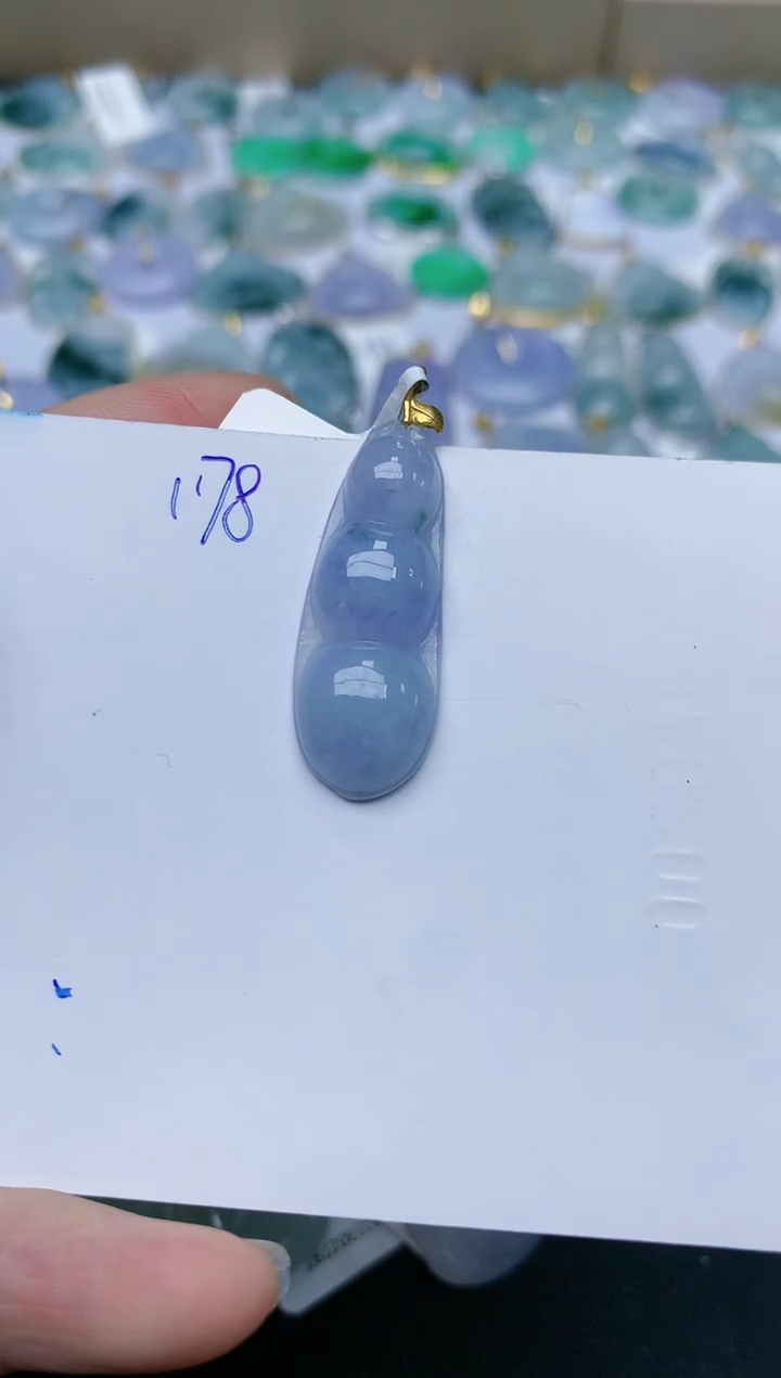 【闪购商品】翡翠颈饰18K金镶嵌天然翡翠A货    