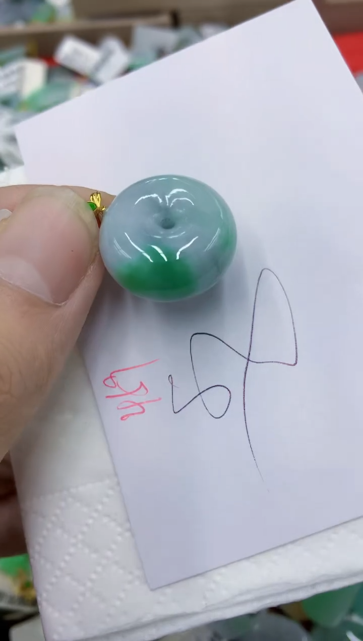 颈饰未镶嵌翡翠11111111111