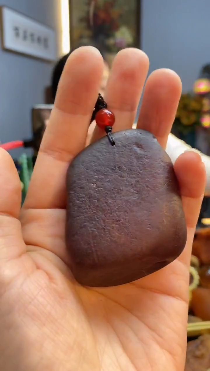 琥珀颈饰未镶嵌吊坠