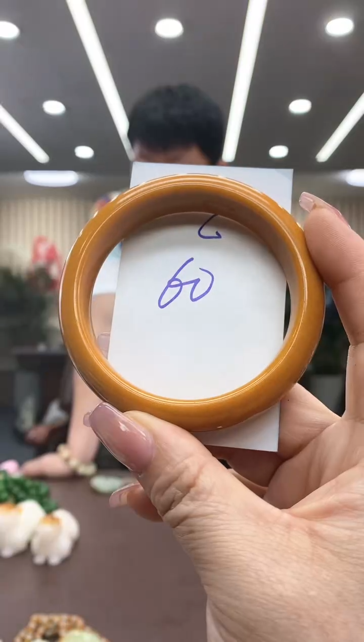 【闪购商品】和田玉60手镯未镶嵌手镯