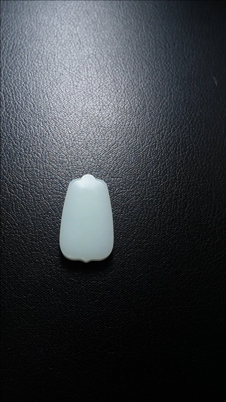 【闪购商品】和田玉颈饰未镶嵌无事牌