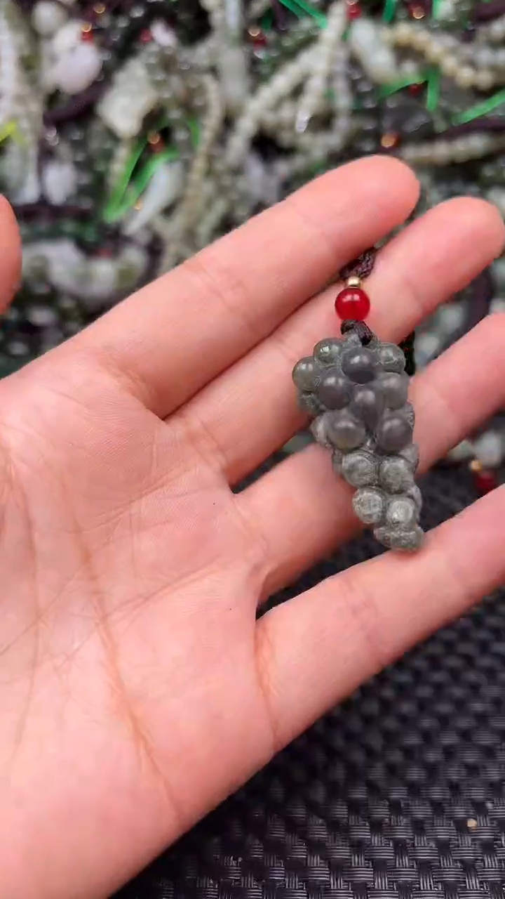 和田玉未镶嵌颈饰1